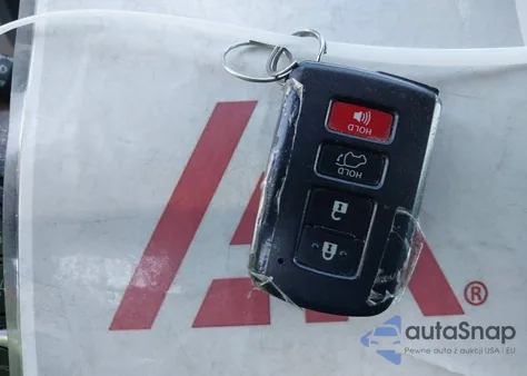 2017 Toyota Highlander Xle z USA, uszkodzony, nr VIN 5TDKZRFH2HS520967